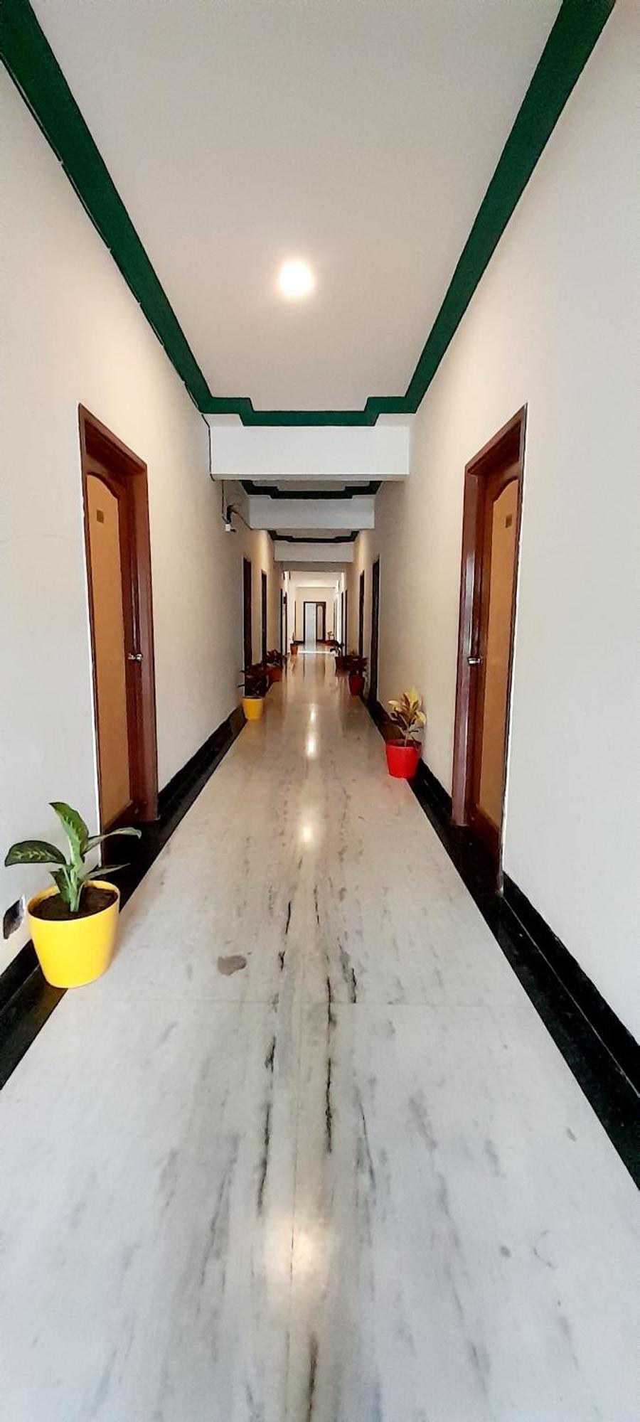 Hotel Indore Palace - Feel At Home Shirdi Exterior photo